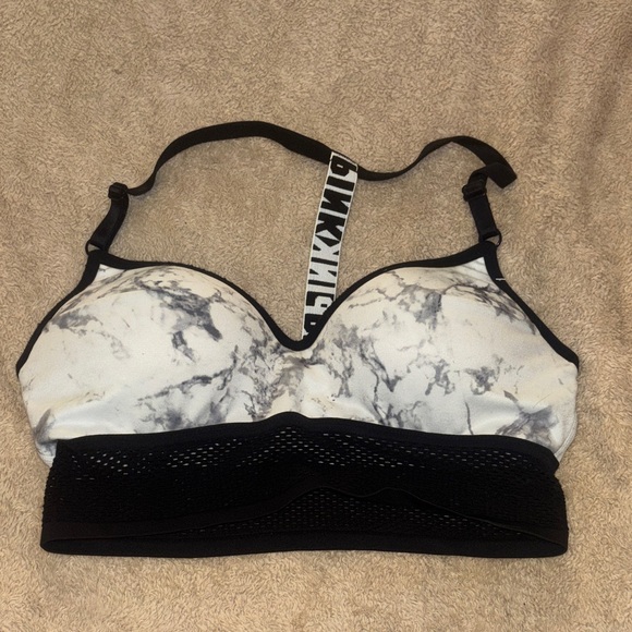 PINK Victoria's Secret Other - NWOT VS Pink sports bra